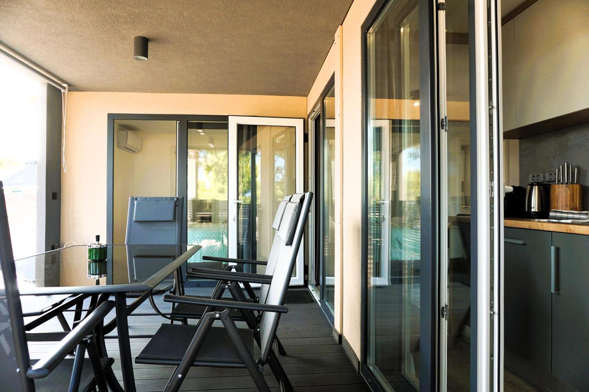 Homes With Pool - Premiumholidays -