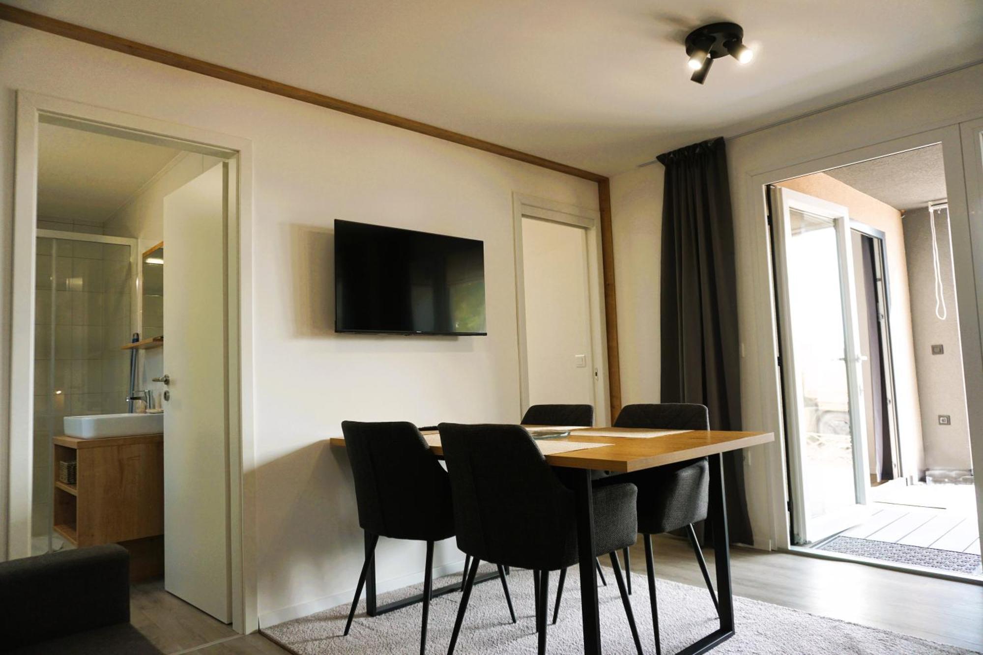 Ferienhaus Homes With Pool - Premiumholidays - *