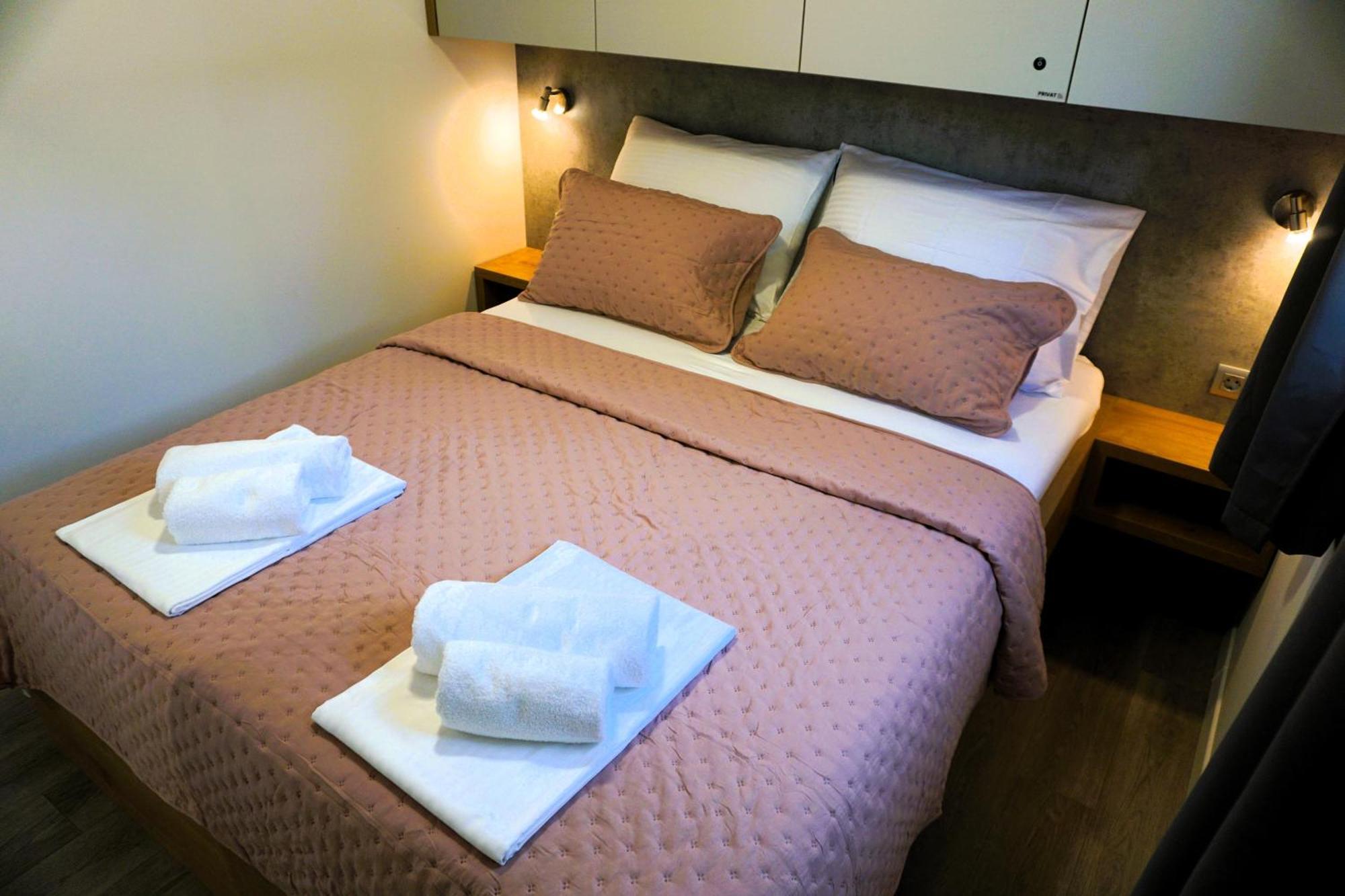 Ferienhaus Homes With Pool - Premiumholidays - *